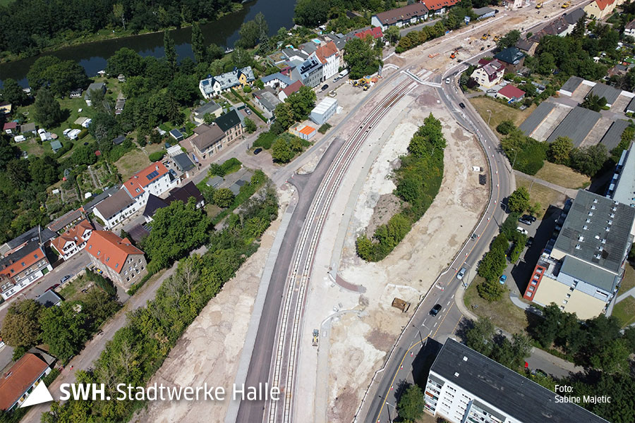Blick von oben auf die neu verlegten Gleisen am Südstadtring.