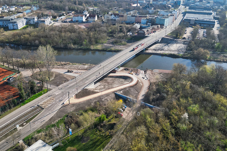 Luftansicht der neue Elisabethbrücke 