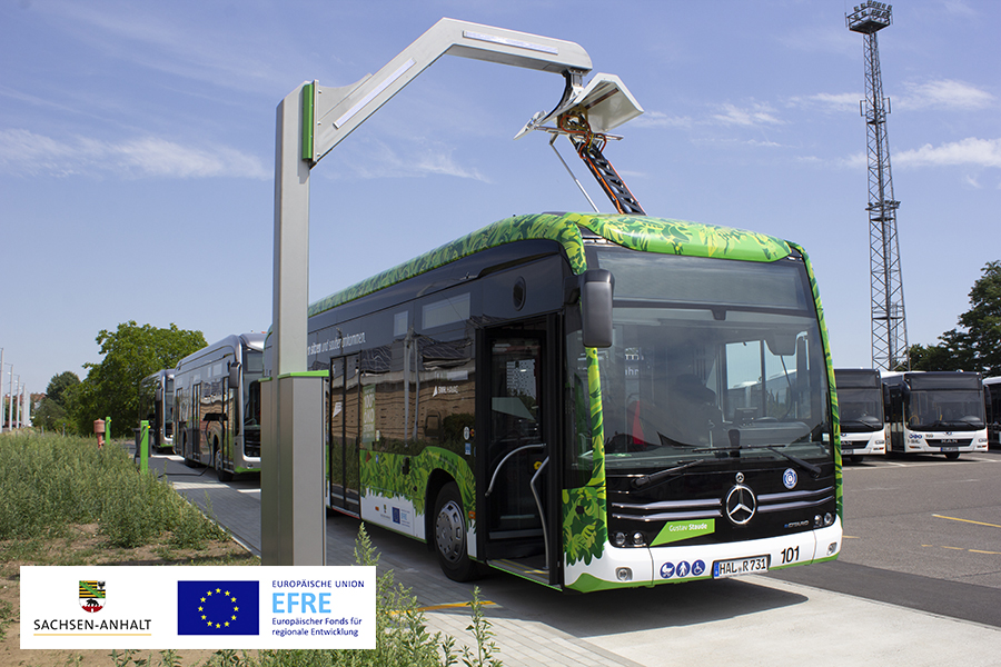 Unser eCitaro Bus an einer Ladesäule.